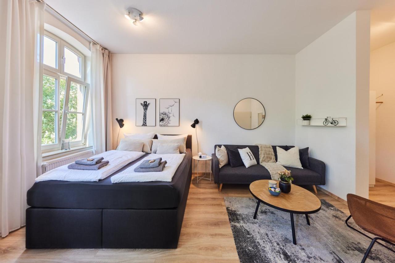 Studio3 Zentral Und Ruhig Mit Parkplatz, 5 Min Z Bali-T Und Gop, Boxspringbett Bad Oeynhausen Esterno foto