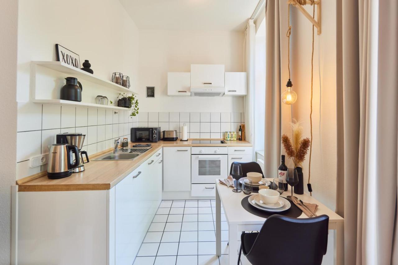 Studio3 Zentral Und Ruhig Mit Parkplatz, 5 Min Z Bali-T Und Gop, Boxspringbett Bad Oeynhausen Esterno foto
