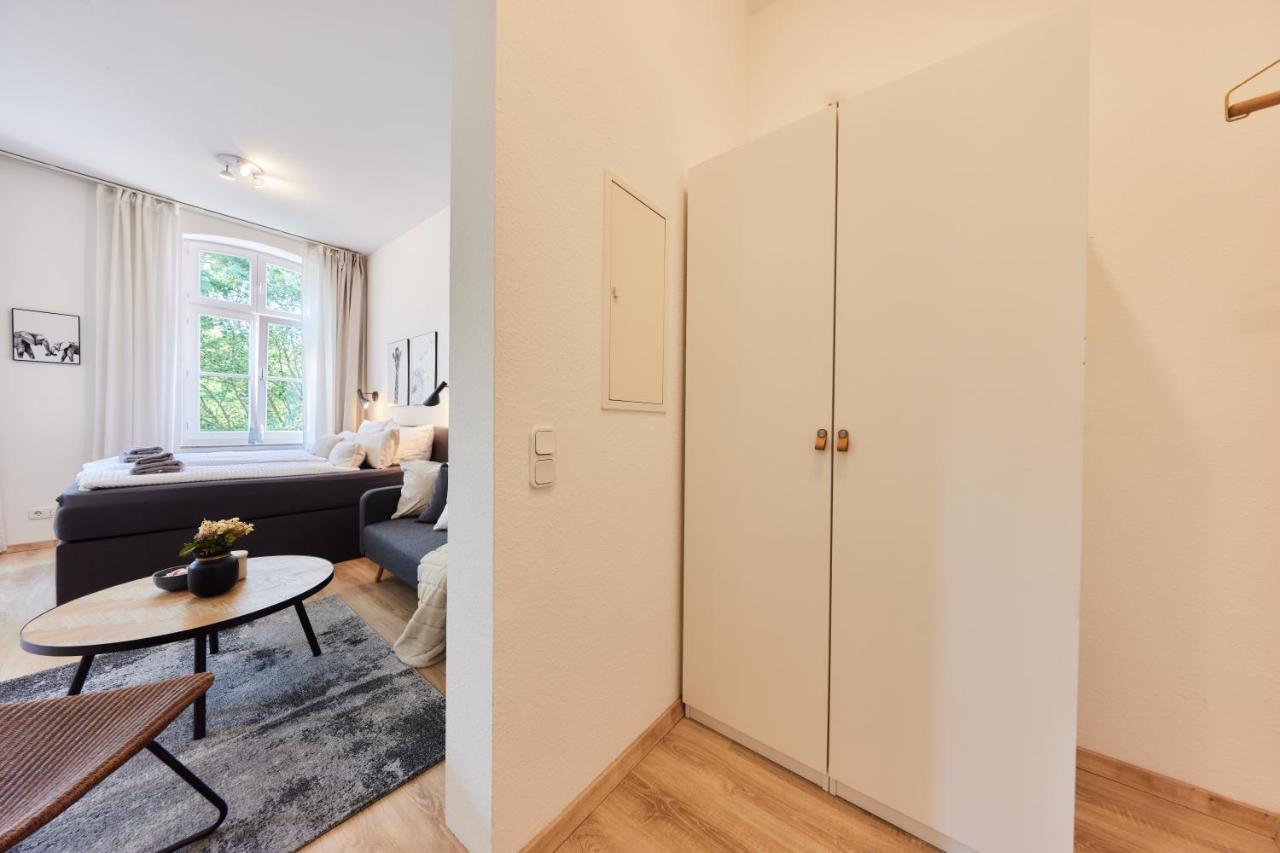 Studio3 Zentral Und Ruhig Mit Parkplatz, 5 Min Z Bali-T Und Gop, Boxspringbett Bad Oeynhausen Esterno foto