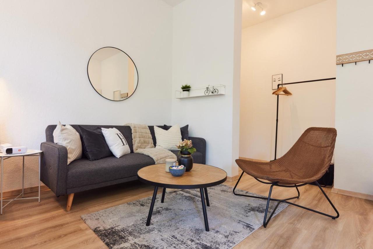 Studio3 Zentral Und Ruhig Mit Parkplatz, 5 Min Z Bali-T Und Gop, Boxspringbett Bad Oeynhausen Esterno foto